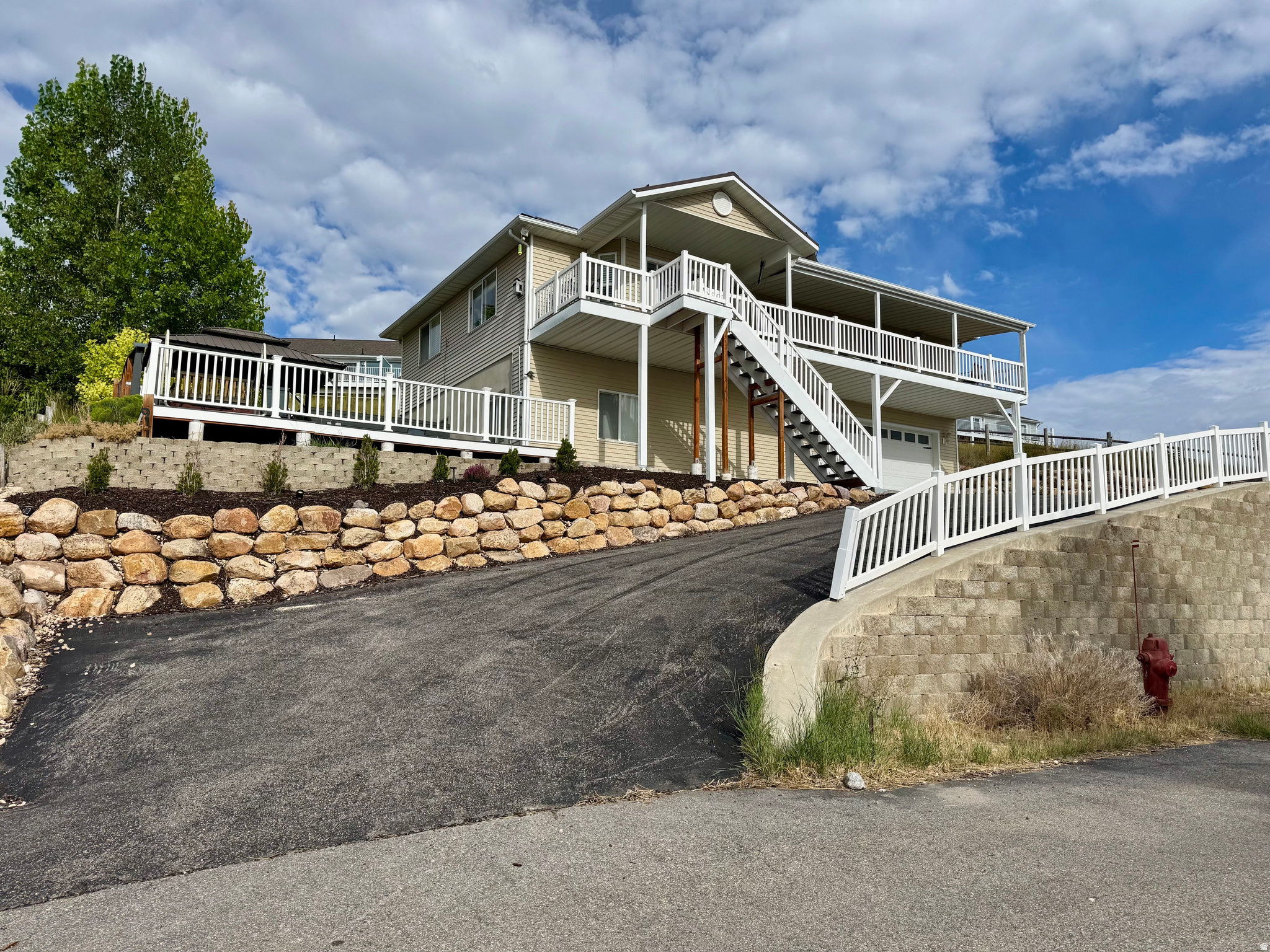 911 N BLACKBERRY DR #17, Garden City, UT 84028 — photo 1