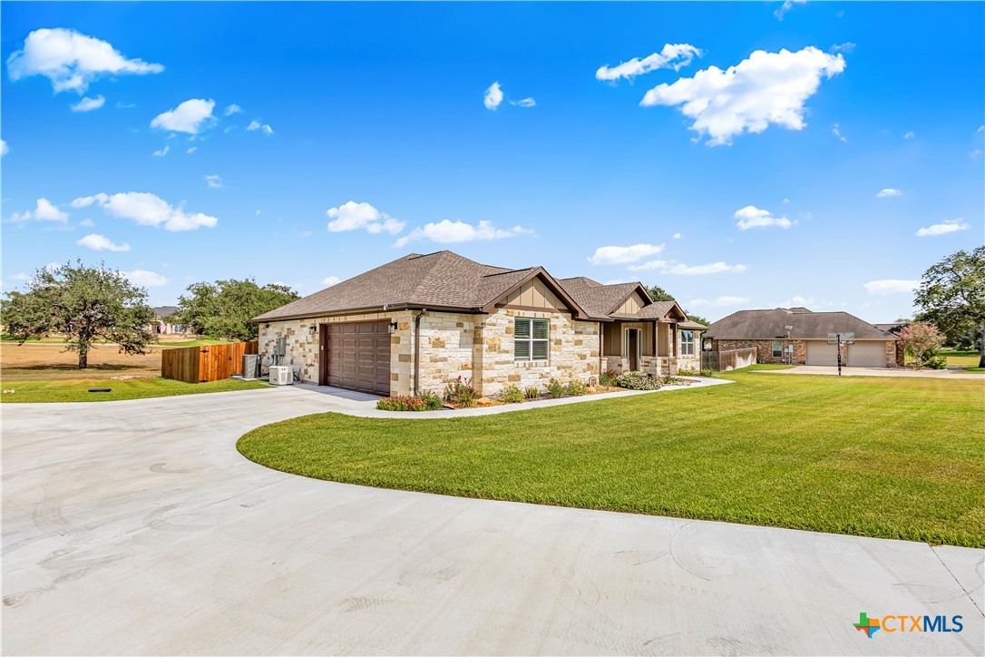 106 Laurel Oak
