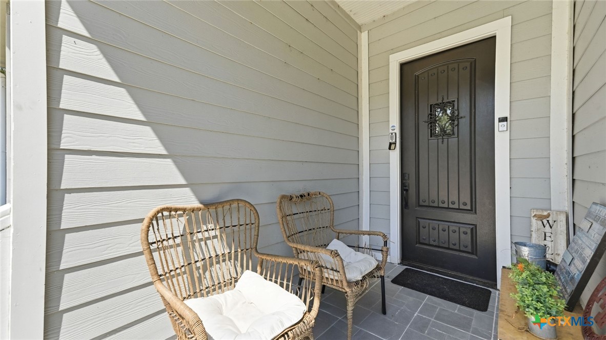341 Comanche Street, New Braunfels, TX 78130 — photo 1