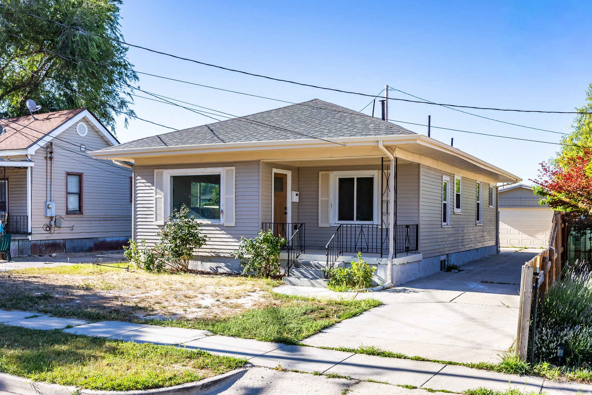 487 W 1ST AVE, Midvale, UT 84047 — photo 1