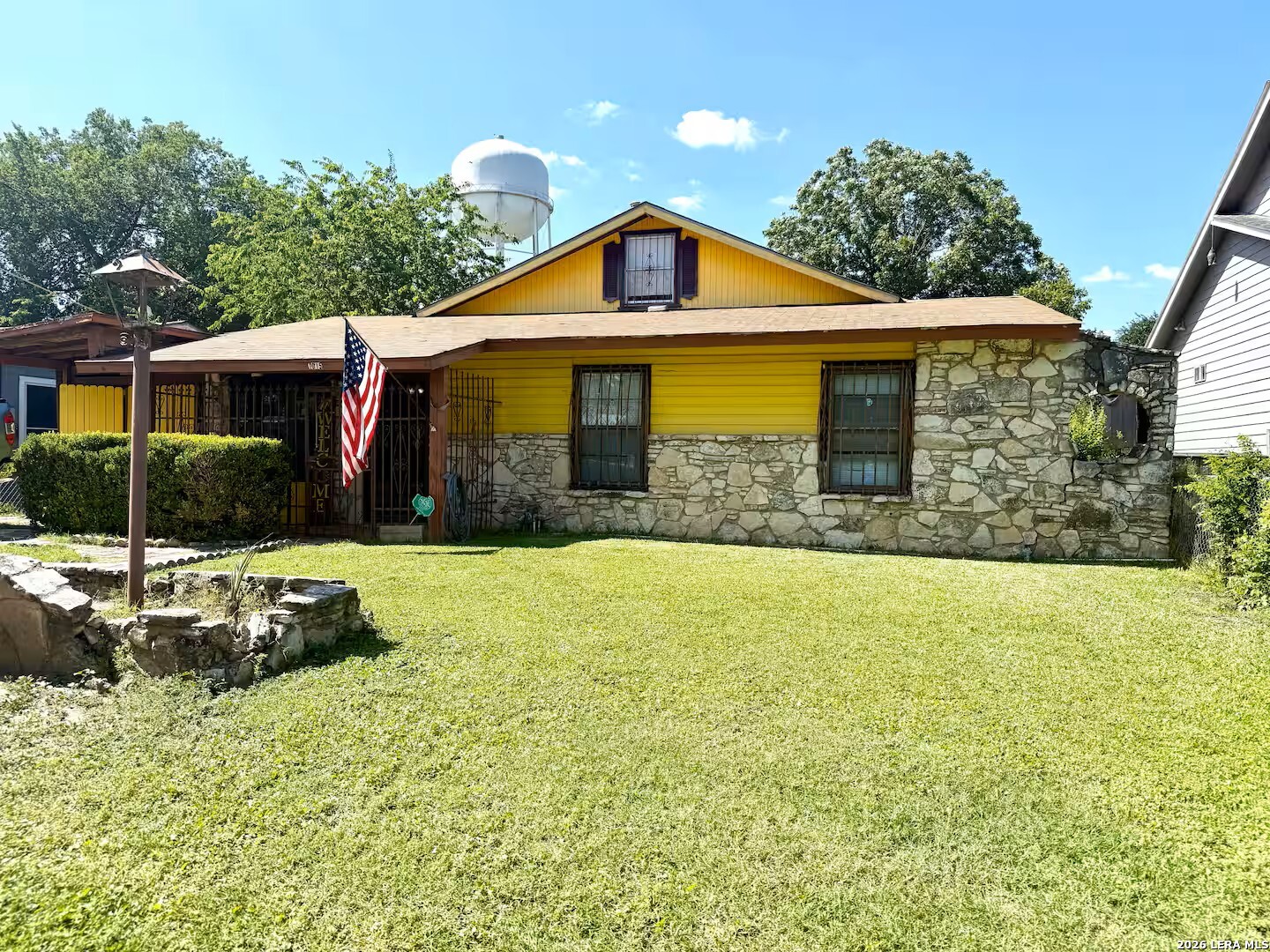1015 W Amber, San Antonio, TX 78221 — photo 1