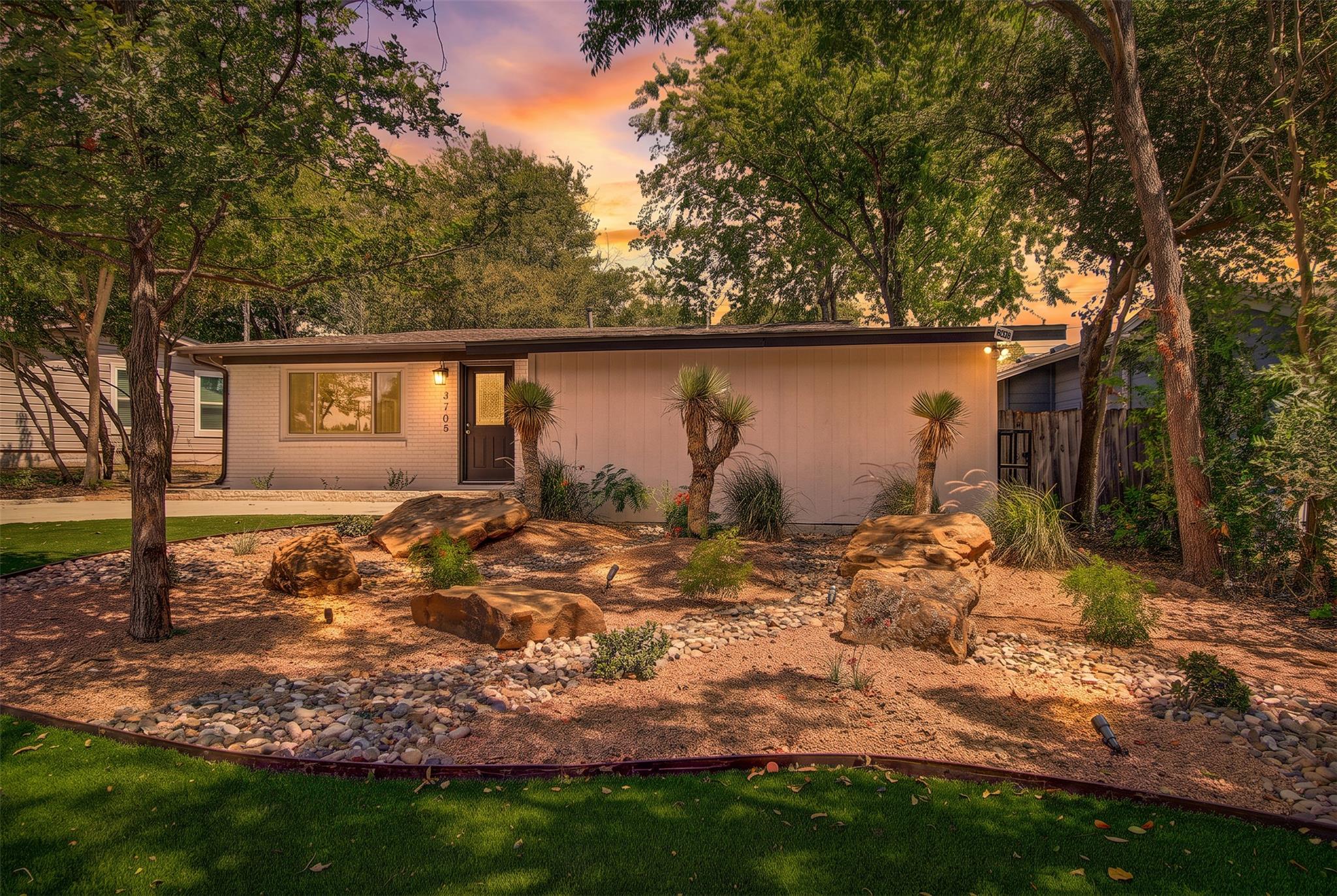 3705  Tower View Ct, Austin, TX 78723 — photo 1
