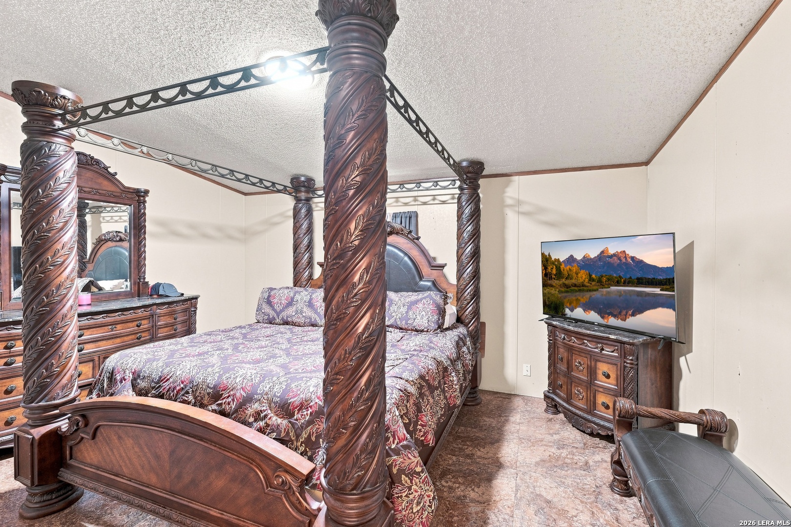 80 Michael Rd