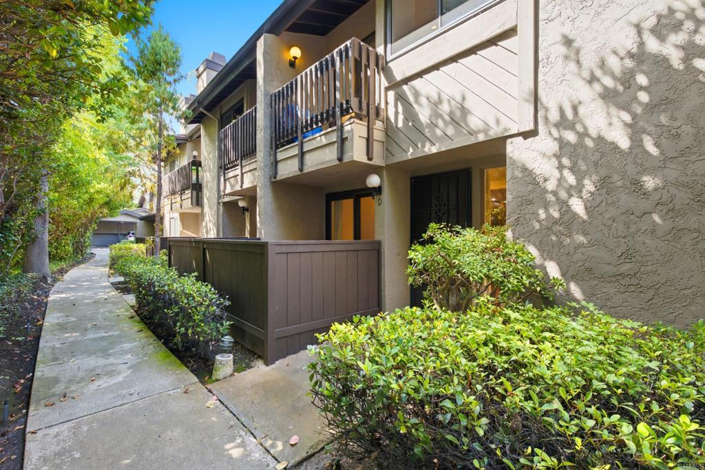 8346 Via Sonoma D, La Jolla, CA 92037 — photo 1