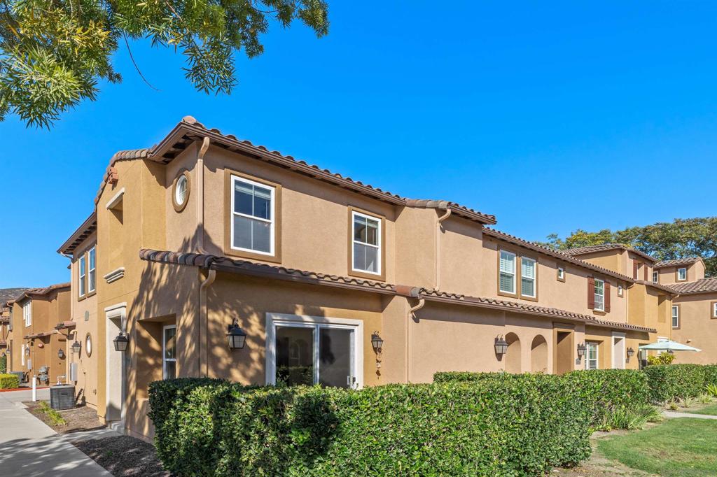 17007 Camino Marcilla 8, San Diego, CA 92127 — photo 1