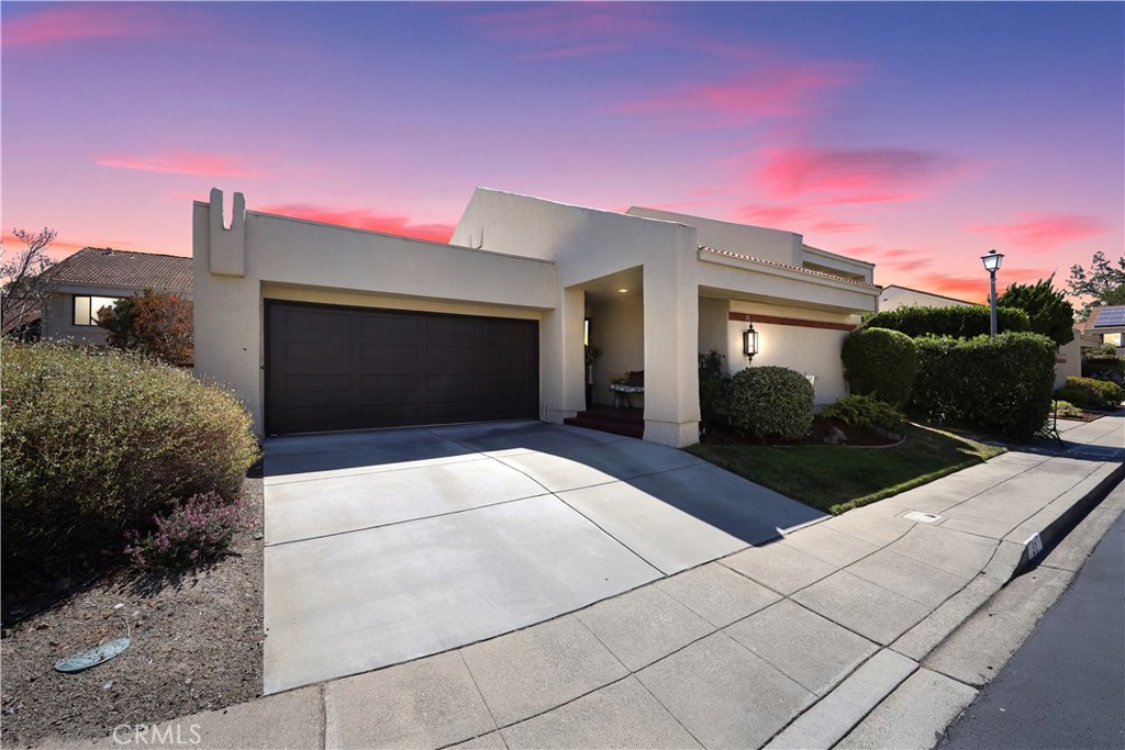31 Cadiz Circle, Redwood City, CA 94065 — photo 1