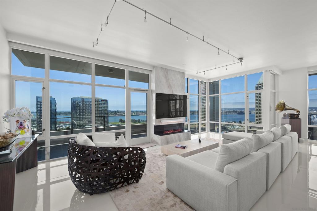 550 Front Street 1708, San Diego, CA 92101 — photo 1