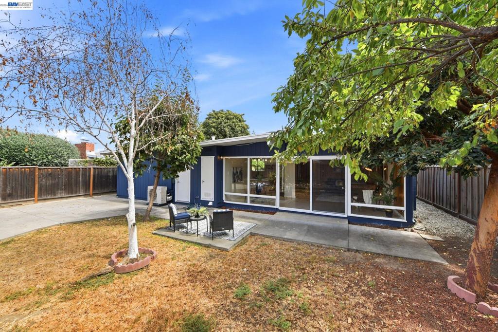 801 Richmond Ave, San Jose, CA 95128 — photo 1