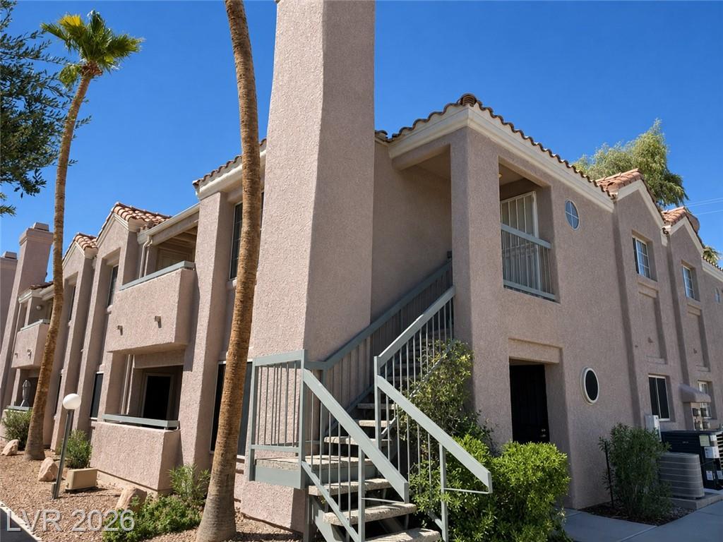 1375 East Hacienda Avenue 218, Las Vegas, NV 89119 — photo 1