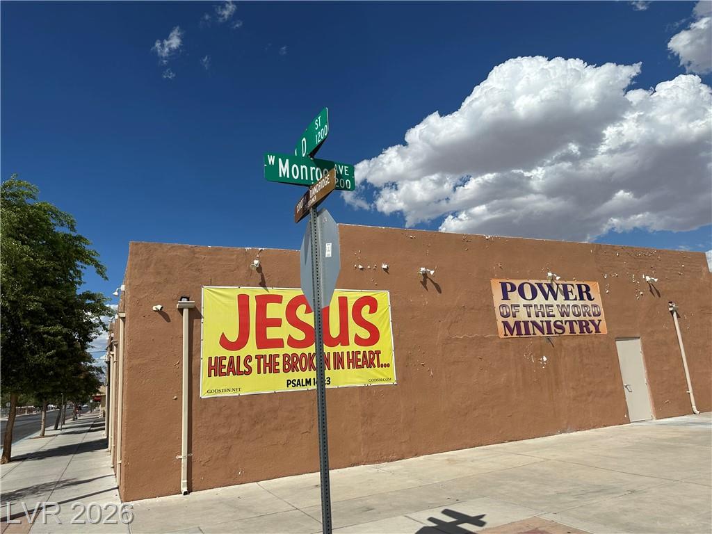 317 West Monroe Avenue, Las Vegas, NV 89106 — photo 1