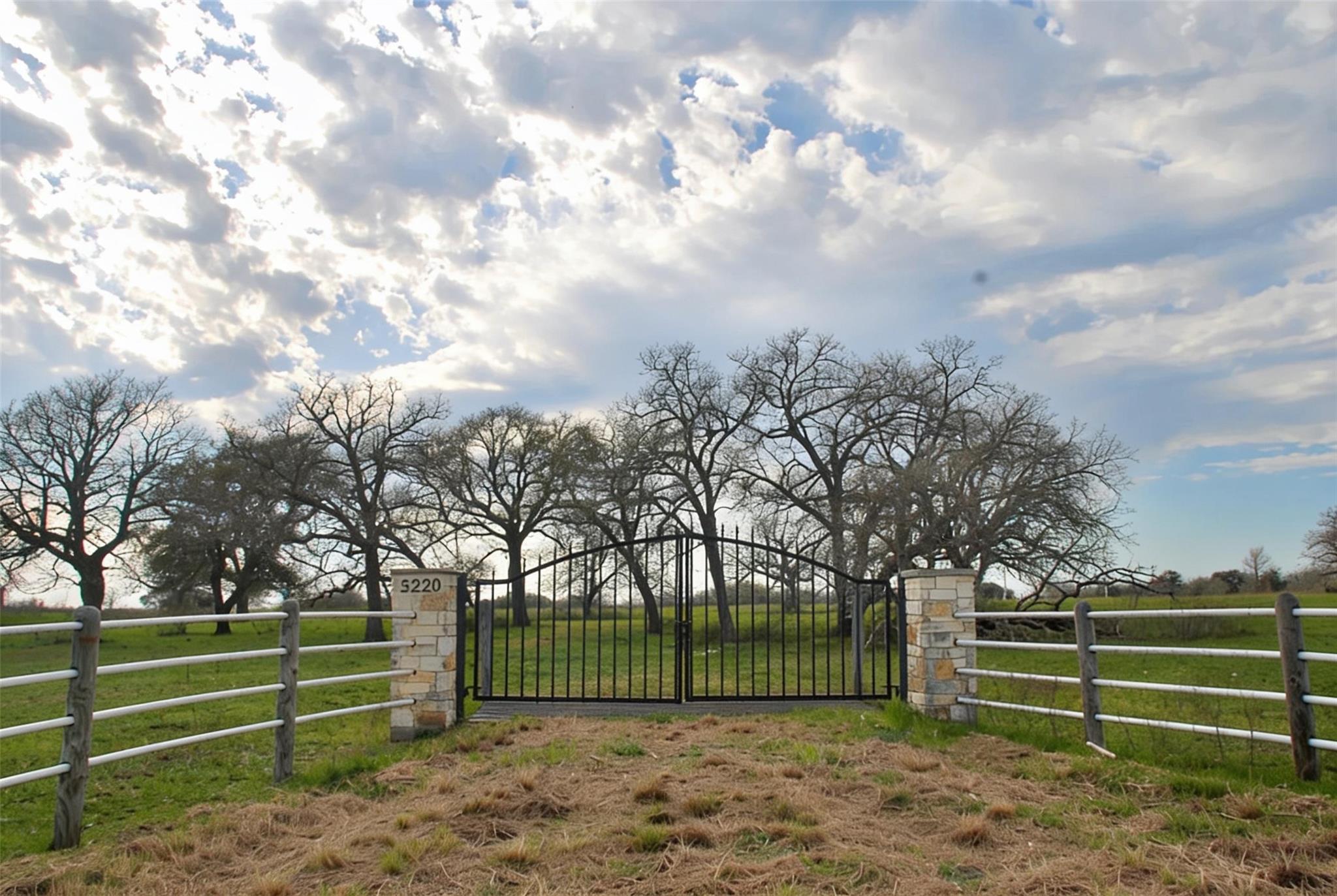 15220 State Highway 95