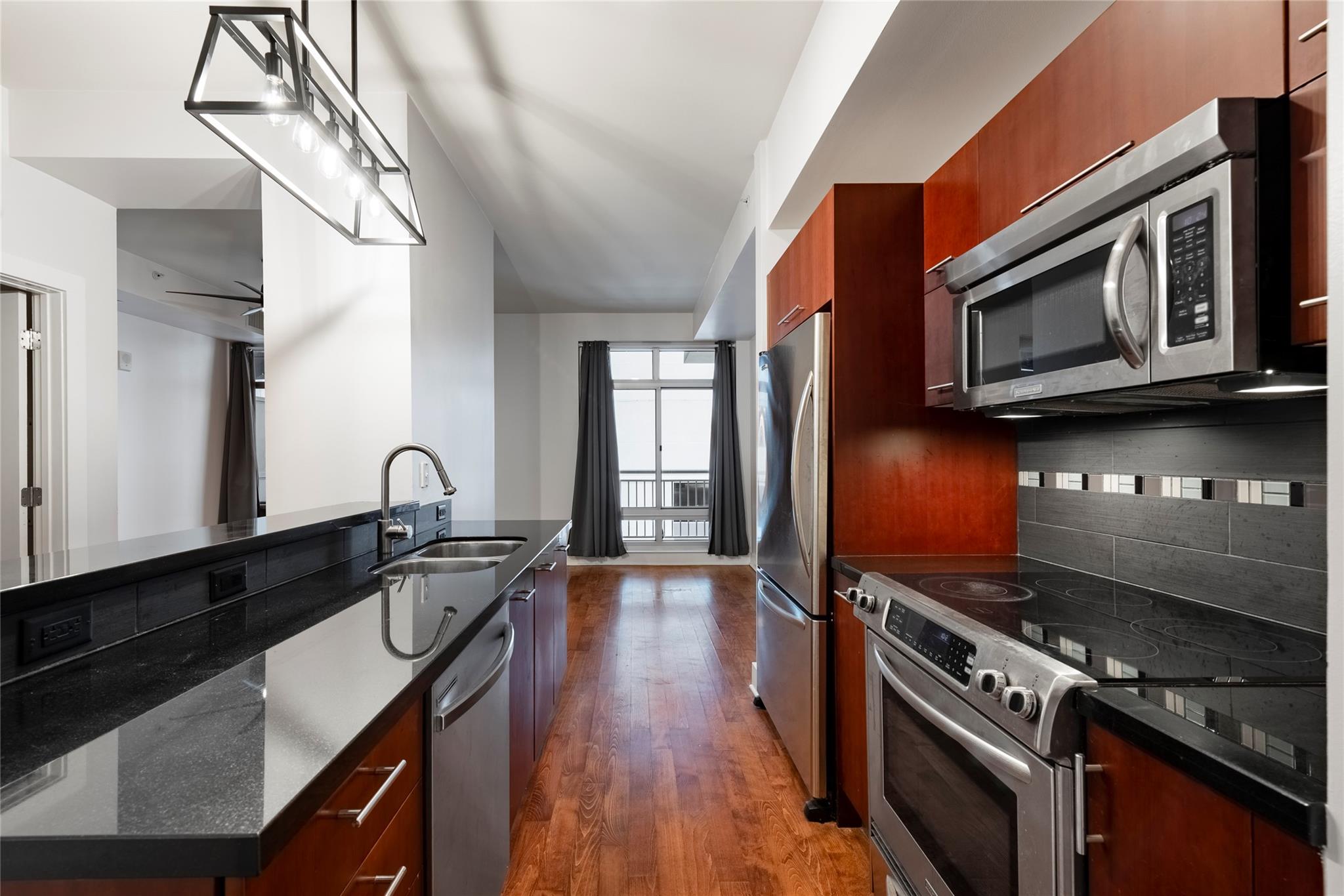 603 Davis St #708, Austin, TX 78701 — photo 1