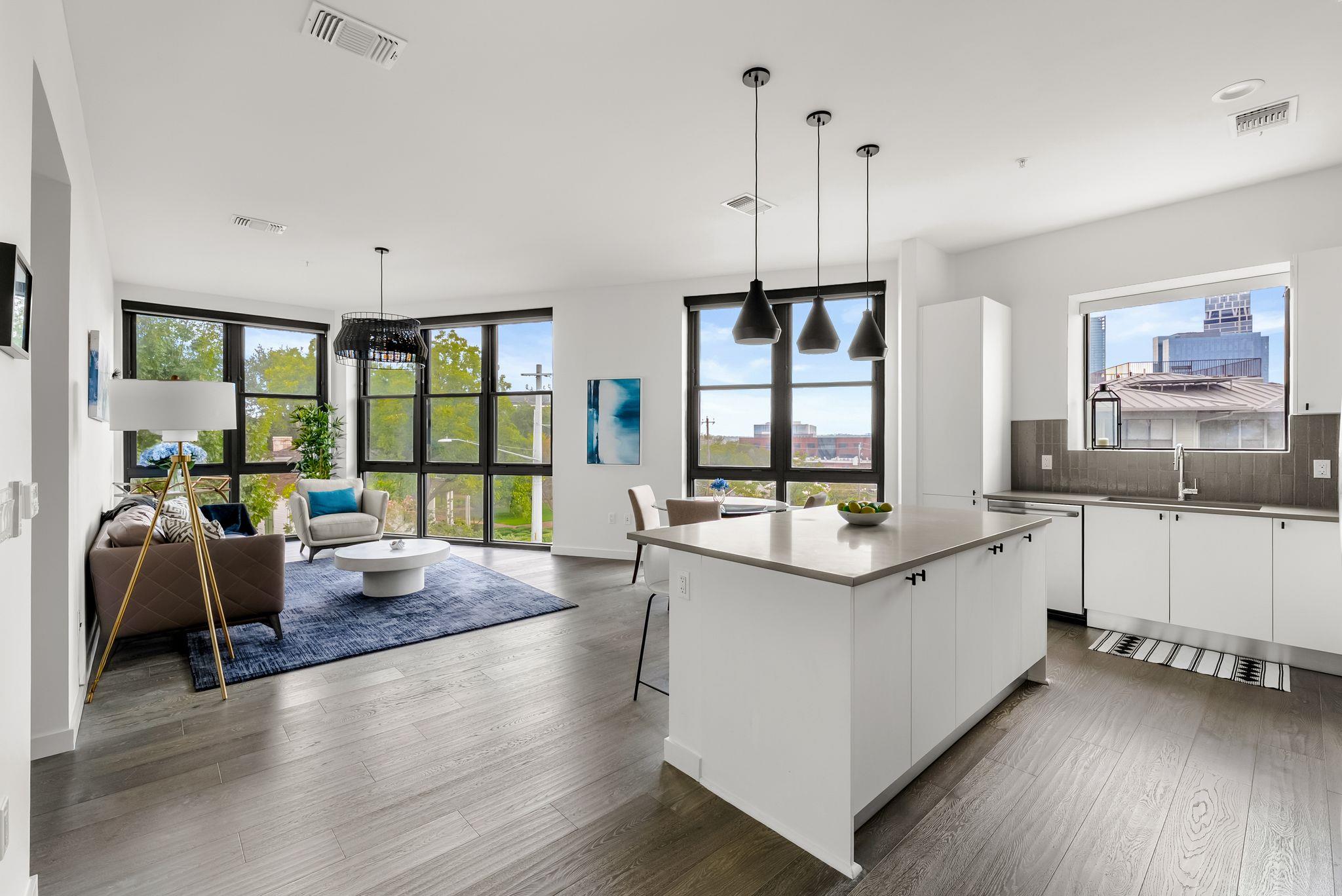 800  Embassy Dr  #337, Austin, TX 78702 — photo 1