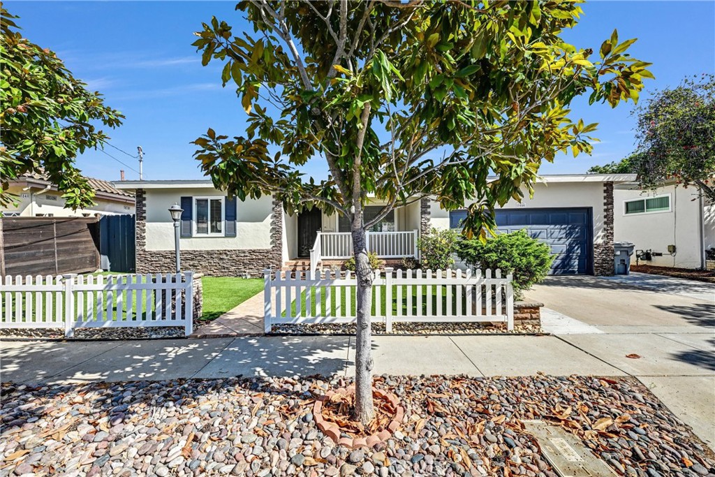 3850 Chippewa Court, San Diego, CA 92117 — photo 1