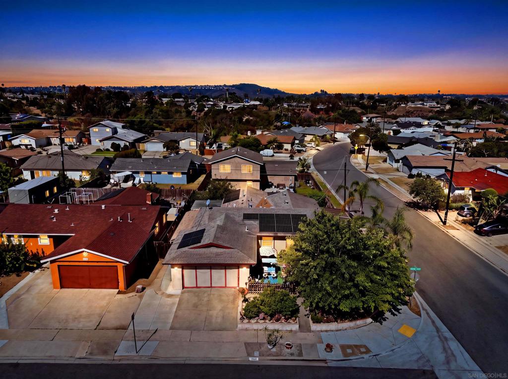 5196 Rebel, San Diego, CA 92117 — photo 1