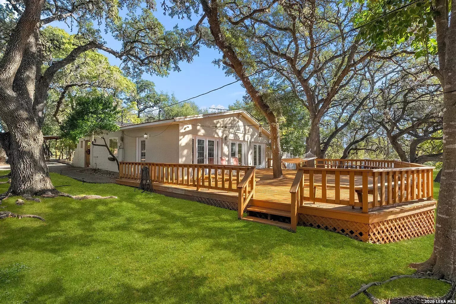 25327 Triangle Loop, San Antonio, TX 78255 — photo 1