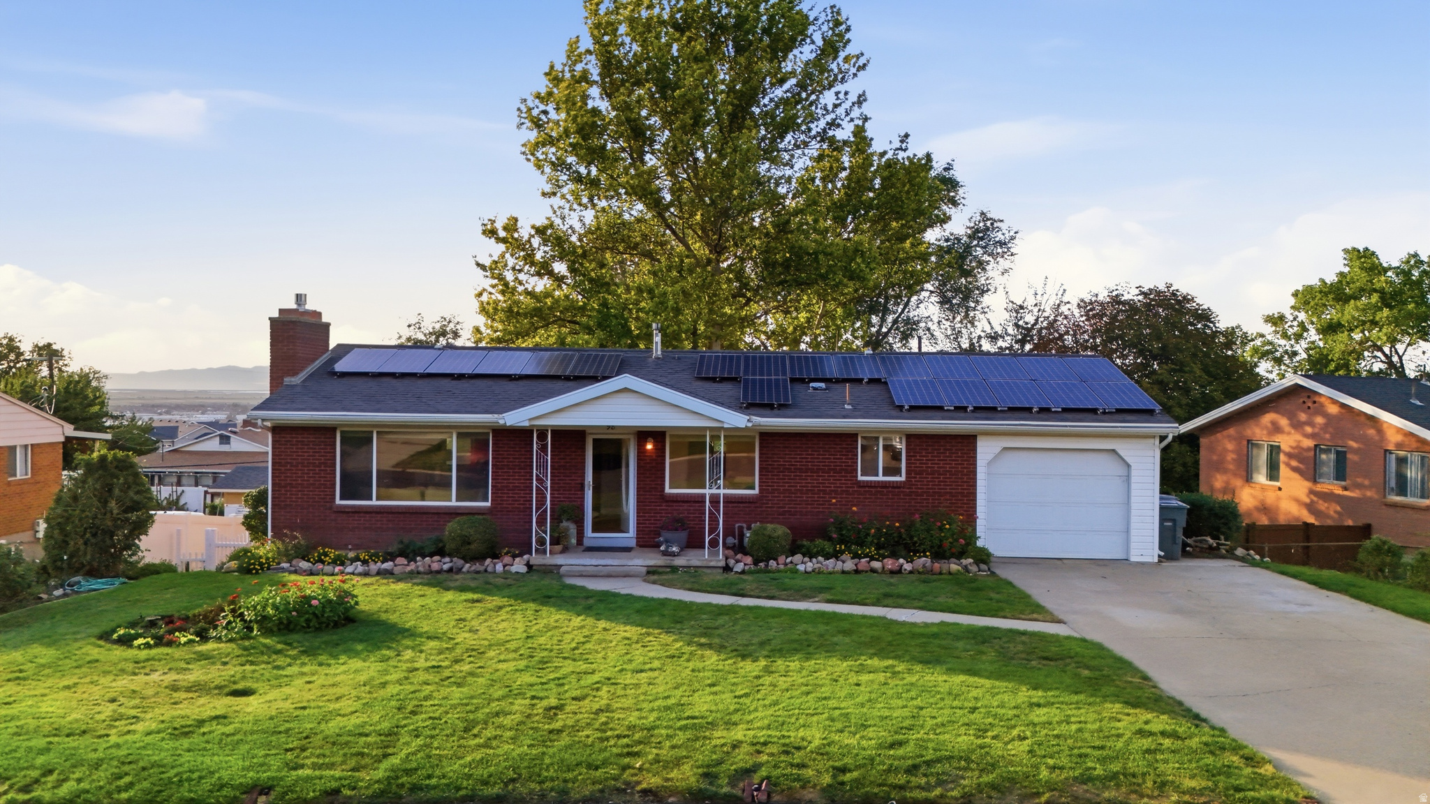 98  MASON LN