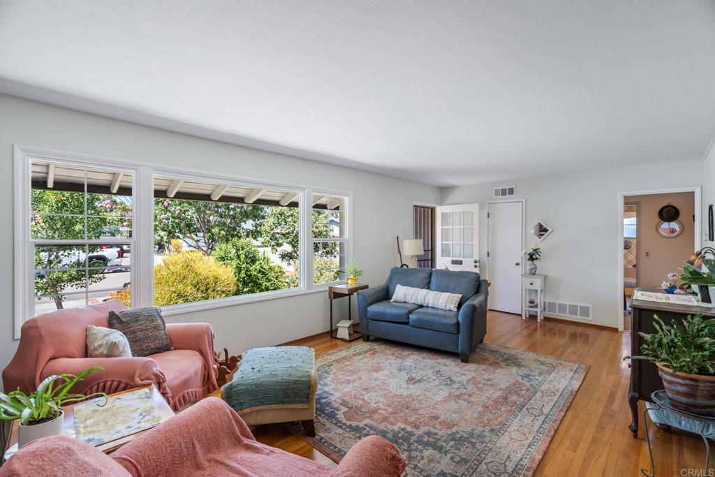 182 El Capitan Dr, Chula Vista, CA 91911 — photo 1