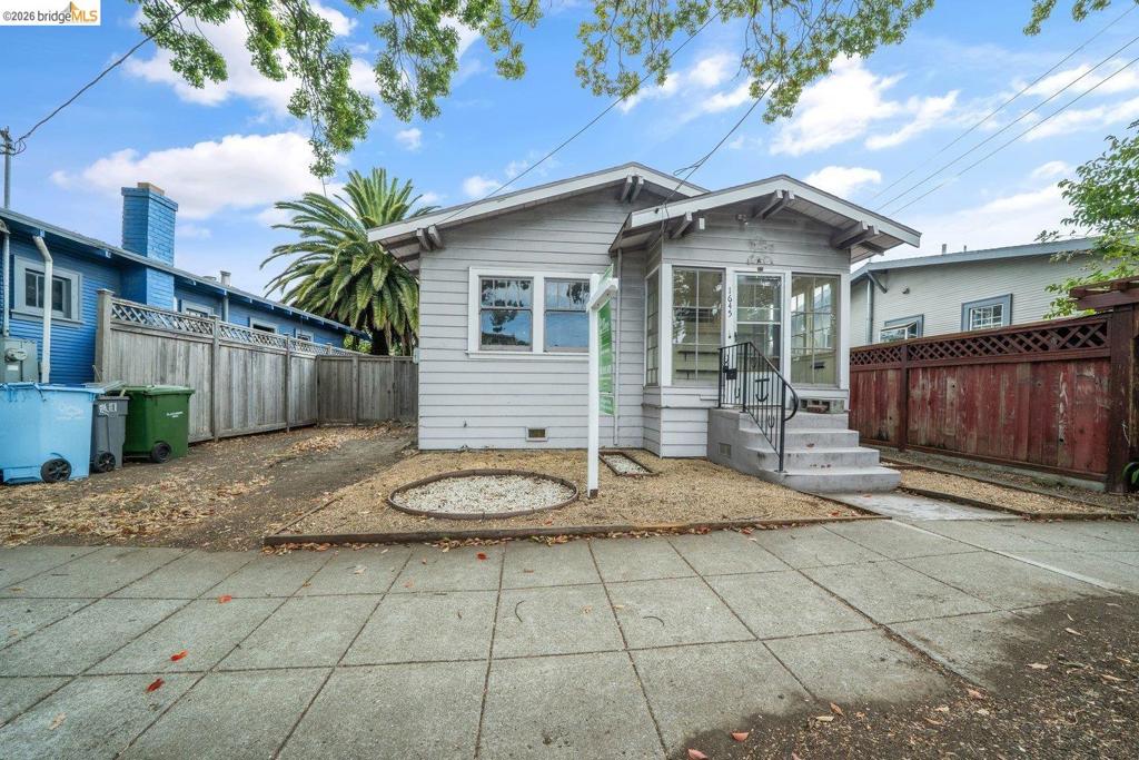 1645 9th, Berkeley, CA 94710 — photo 1