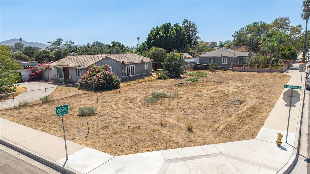9860 Oleander, Fontana, CA 92335 — photo 1