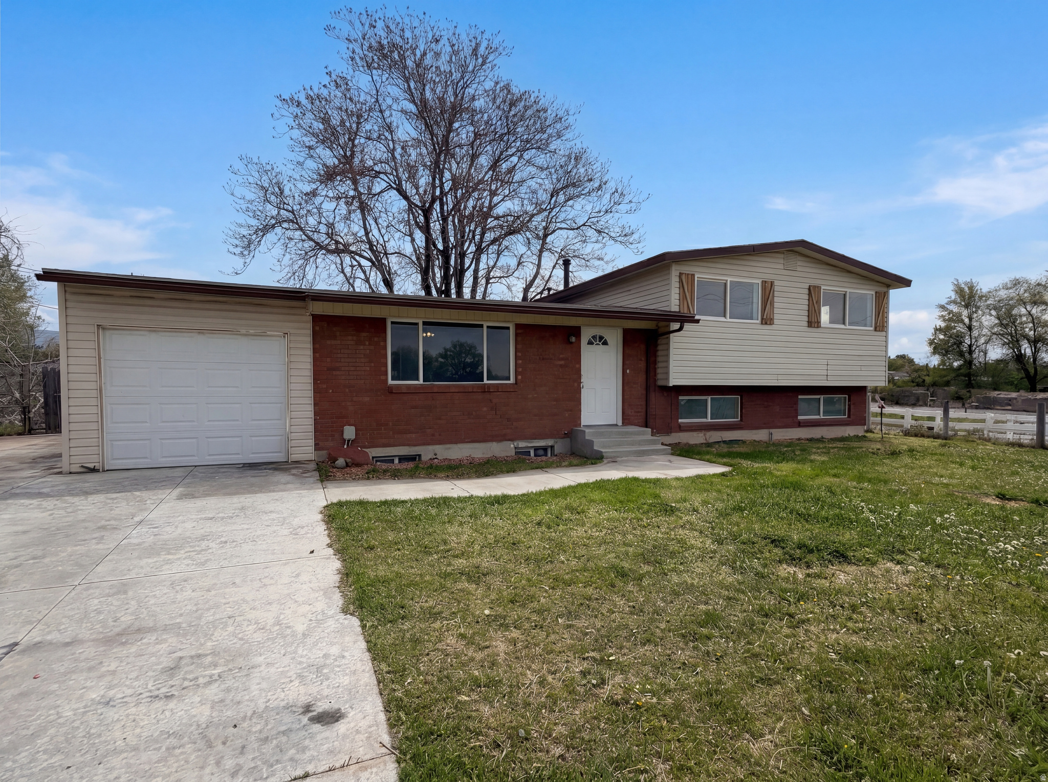 408 N 1500 W, Clinton, UT 84015 — photo 1