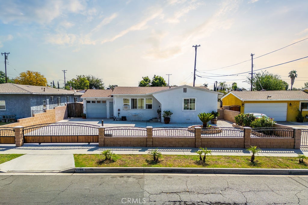 9497 Catawba Ave, Fontana, CA 92335 — photo 1