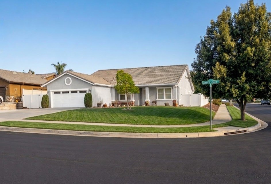 35579 Country Creek Drive, Yucaipa, CA 92399 — photo 1