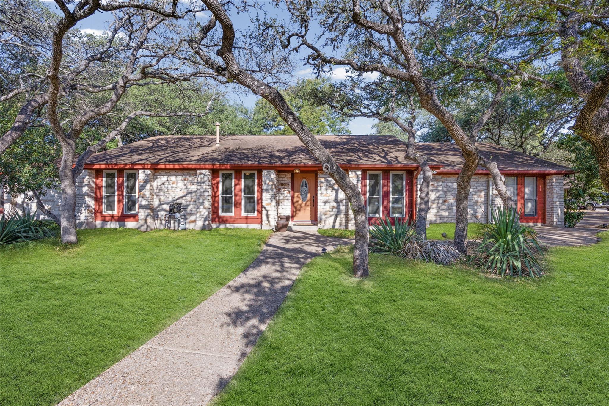 11006 Brodie, Austin, TX 78748 — photo 1