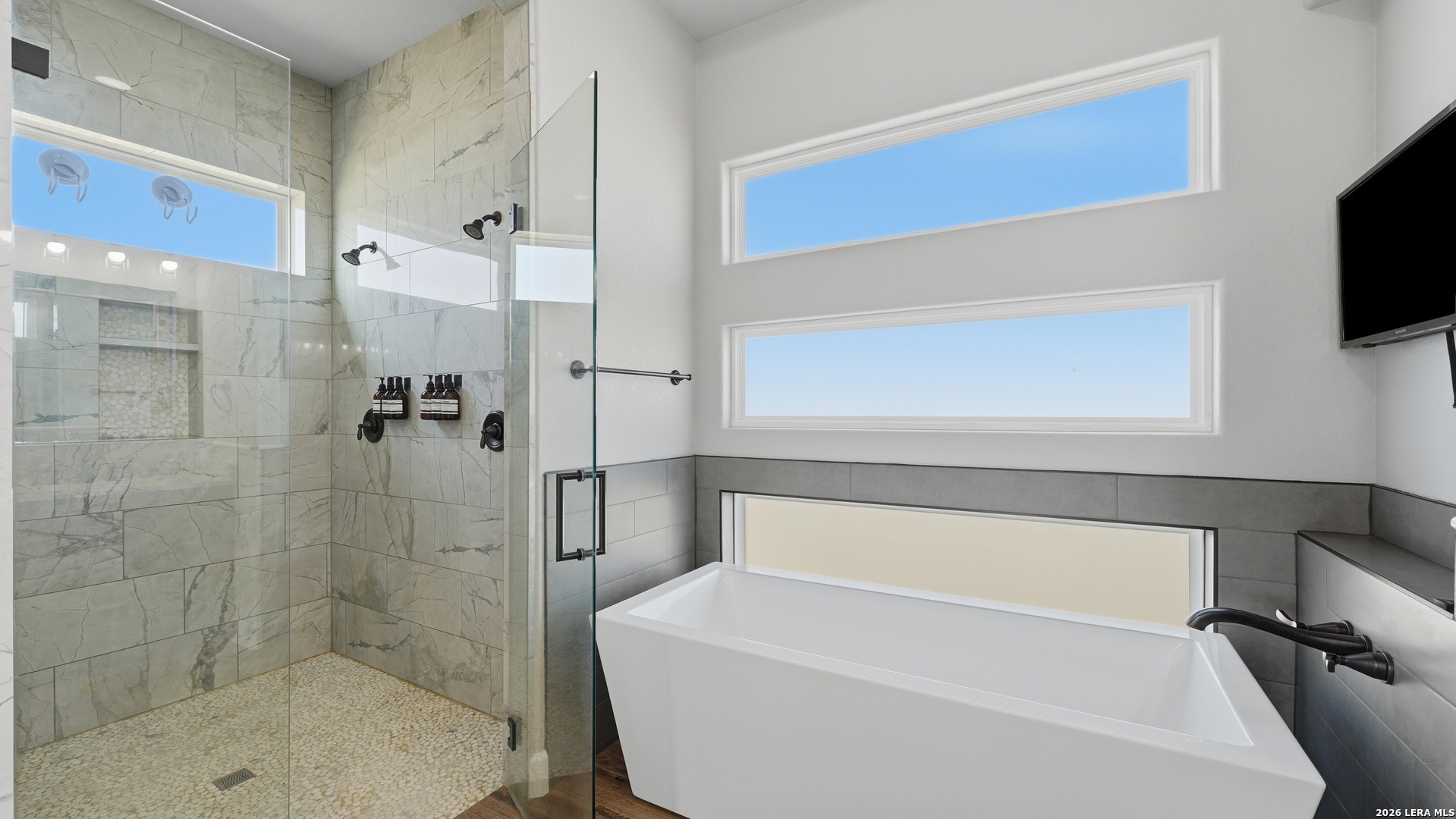 125 VALLEY VIEW DR, ,  78121 — photo 1