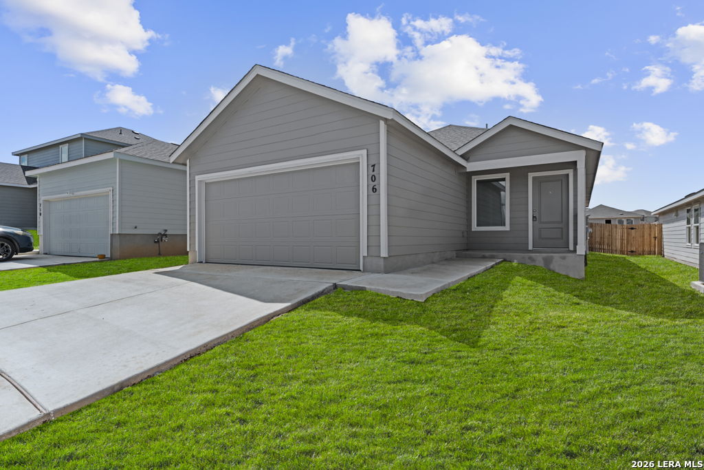 706 THEA MDWS, Marion, TX 78124 — photo 1
