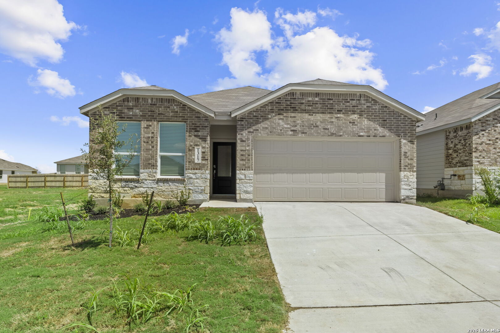 1317 Apron Trl, New Braunfels, TX 78130 — photo 1