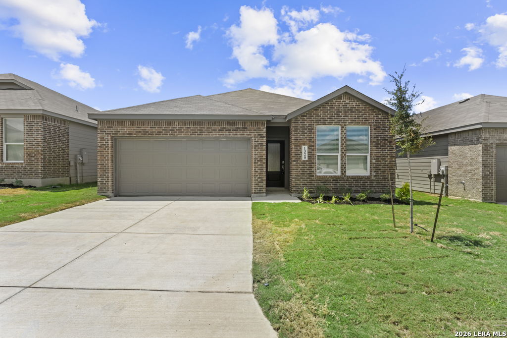 1320 Apron Trl, New Braunfels, TX 78130 — photo 1