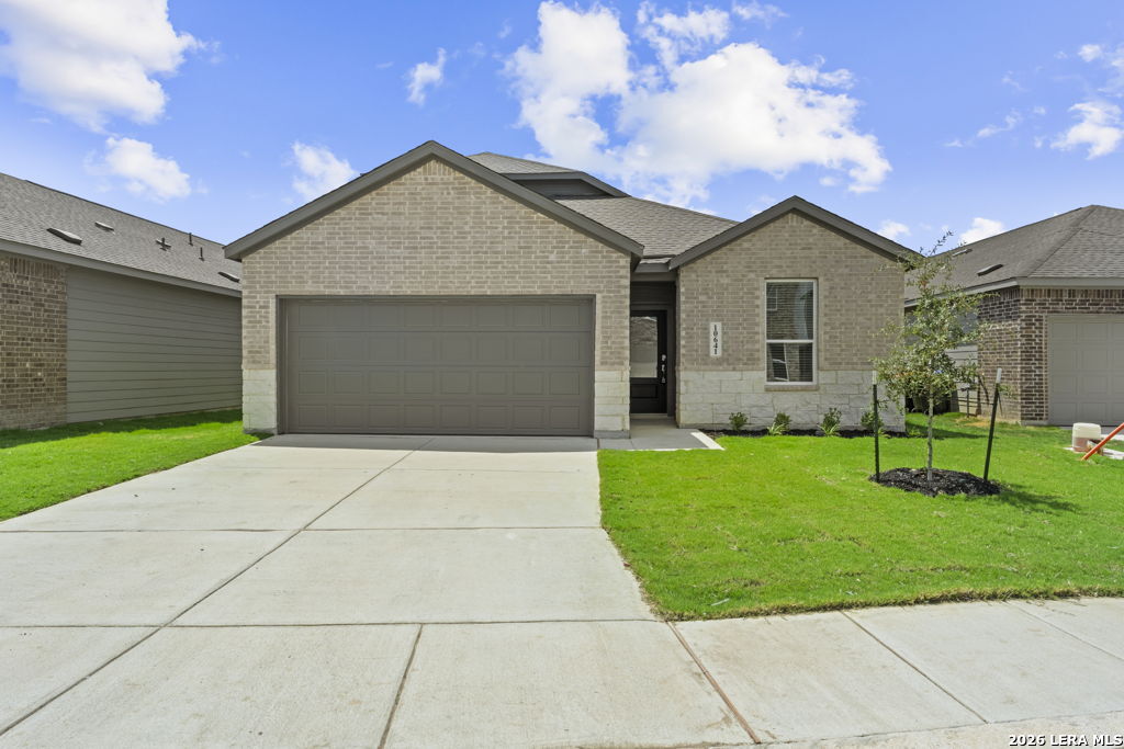10641 MUNOZ MNR, San Antonio, TX 78214 — photo 1