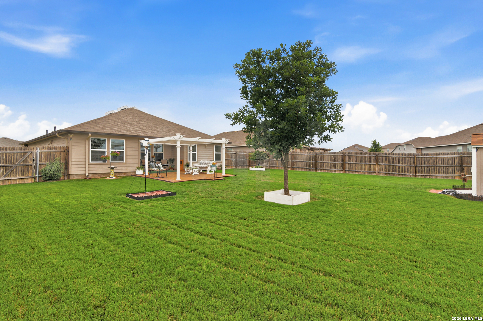 1321 Nolte Farms, , 78155 — photo 1