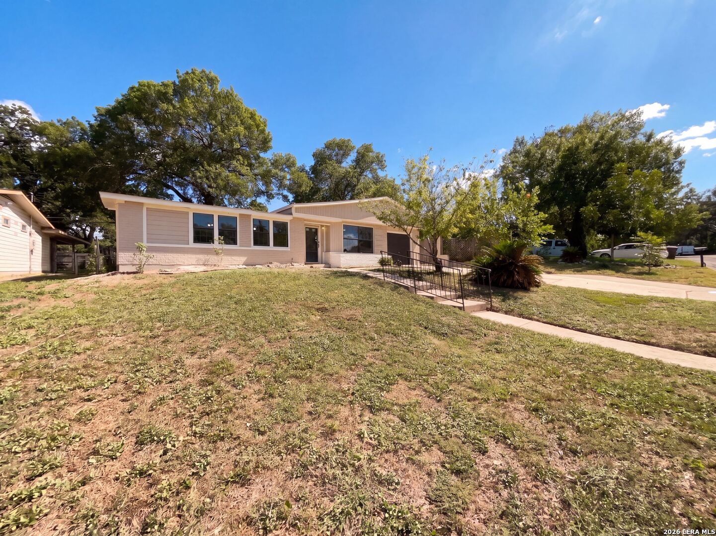 222 COLEBROOK DR, San Antonio, TX 78228 — photo 1