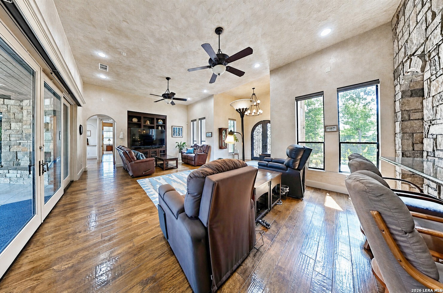 2131 Owl Branch, ,  78133 — photo 1
