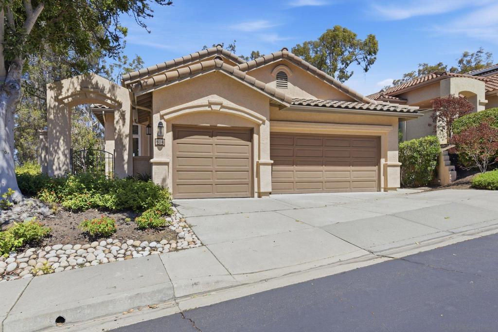 804 Calle Montera, Escondido, CA 92025 — photo 1