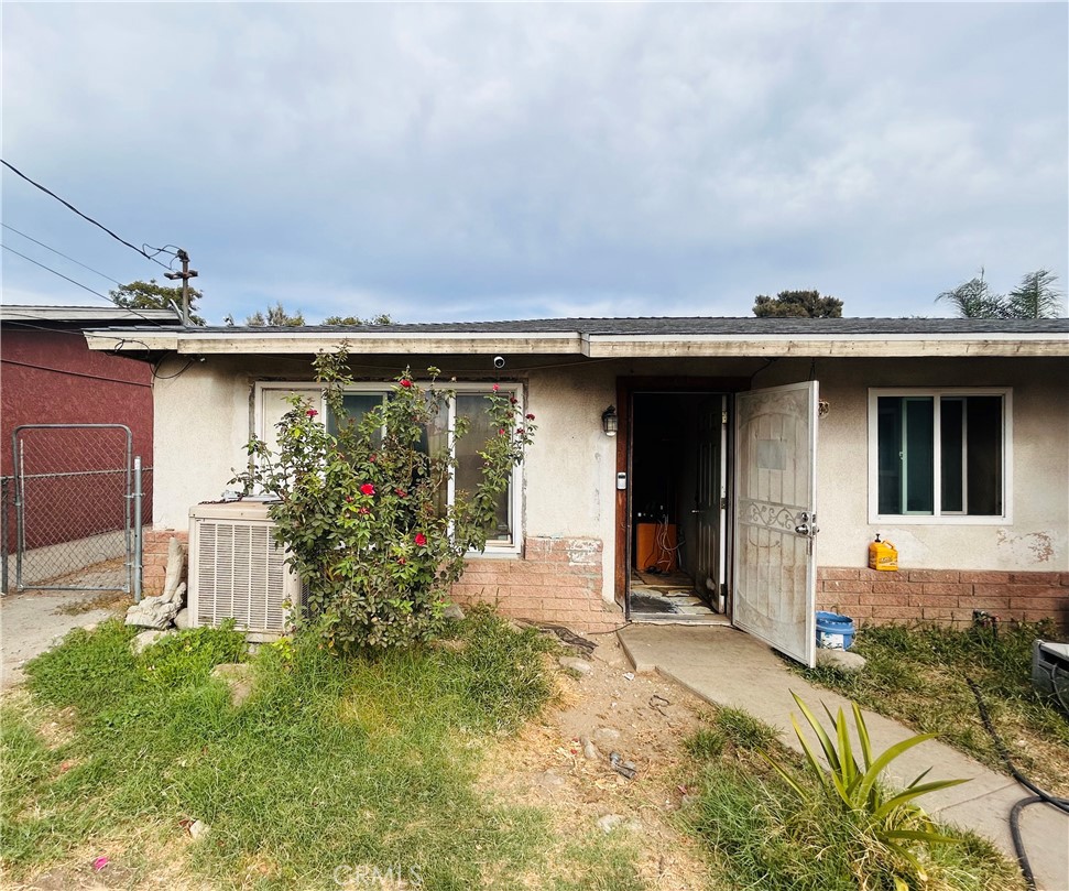 8671 Redwood, Fontana, CA 92335 — photo 1