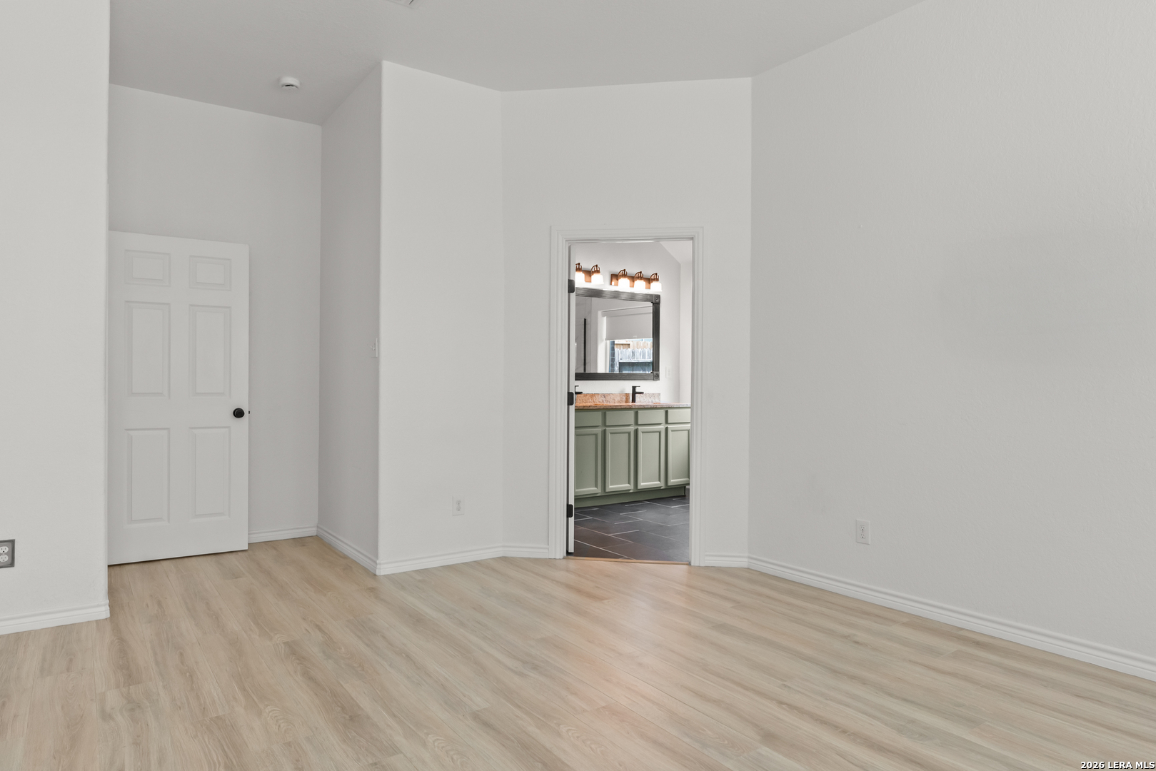 2747 Trinity Glade, , 78261 — photo 1