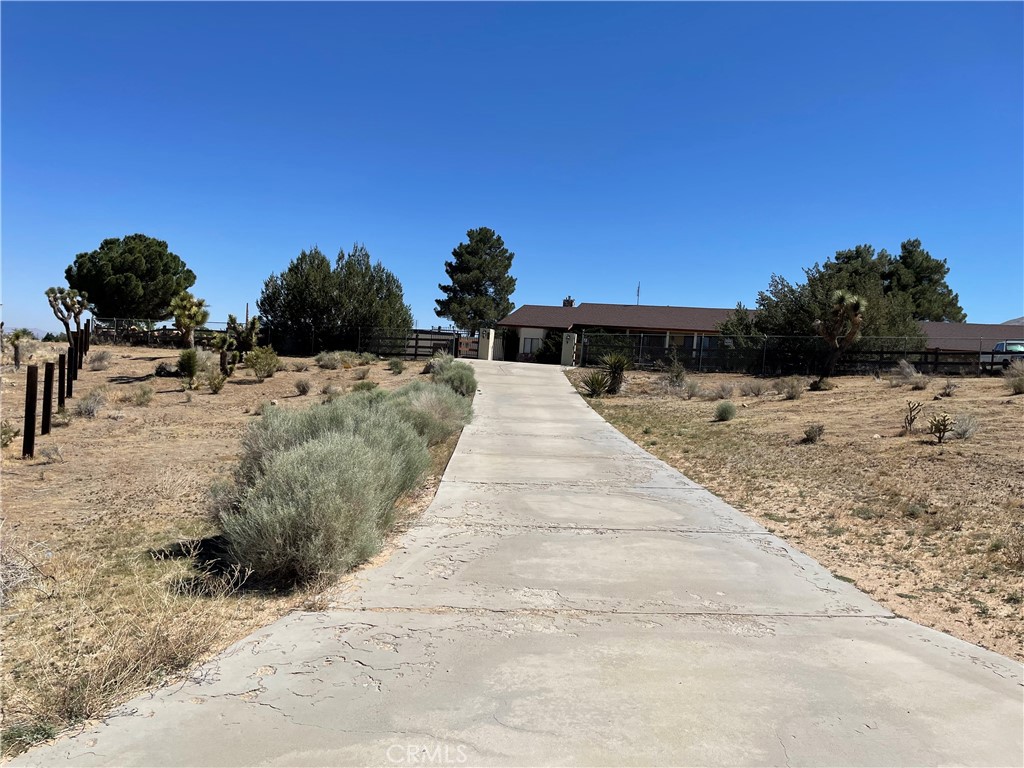19574 Happy Valley, Apple Valley, CA 92308 — photo 1