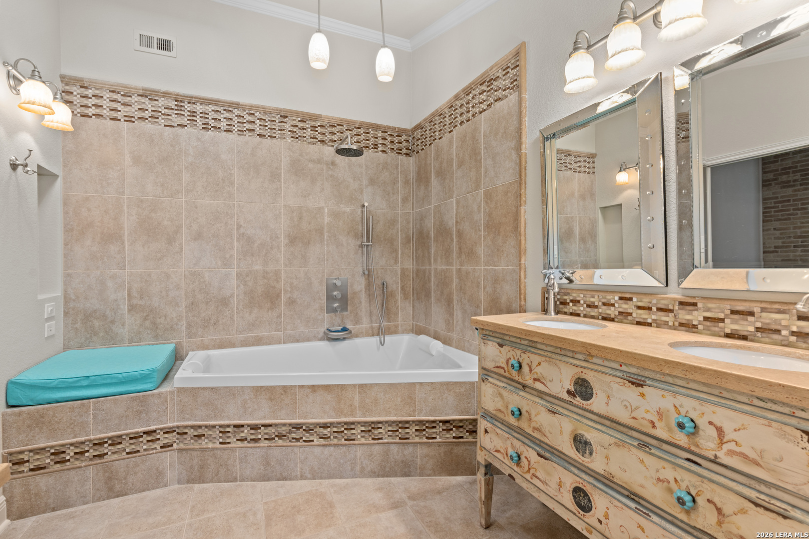 3531 Hunters Sound St, ,  78230 — photo 1