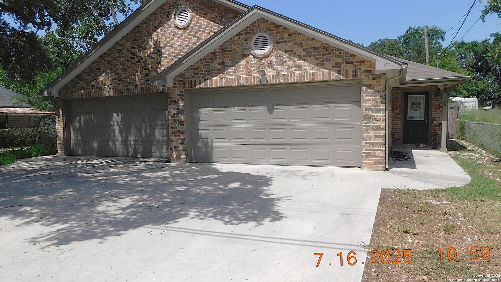 1409 Martin, ,  78064 — photo 1