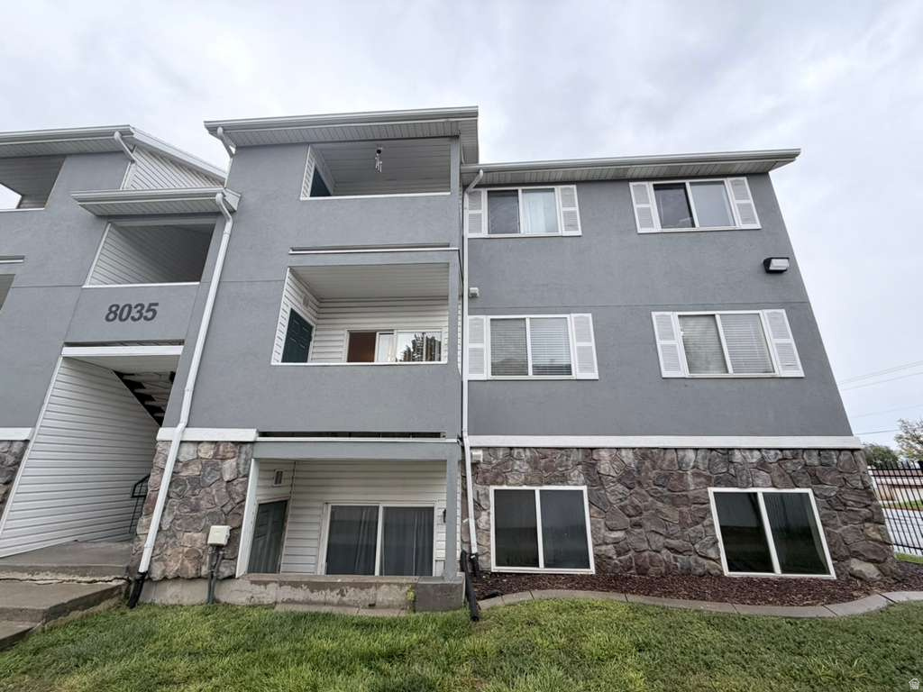 8035 W COPPERFIELD PL #22