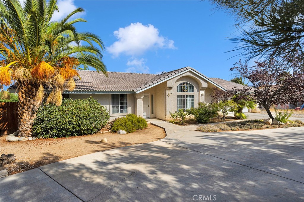 8951 Avocado, Hesperia, CA 92345 — photo 1