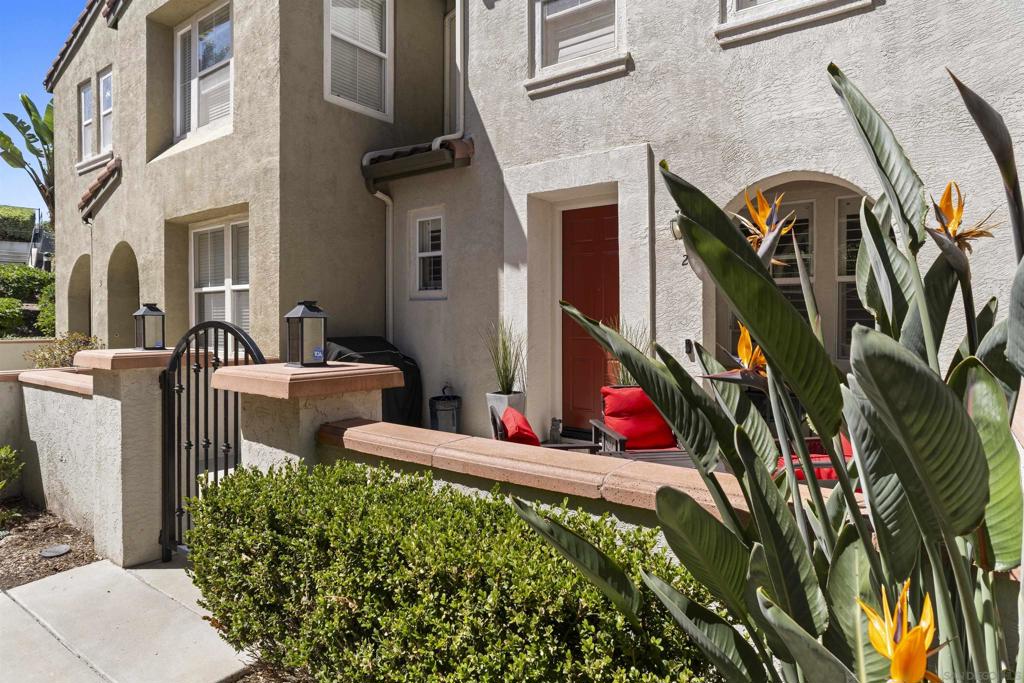 7885 Via Montebello 2, San Diego, CA 92129 — photo 1