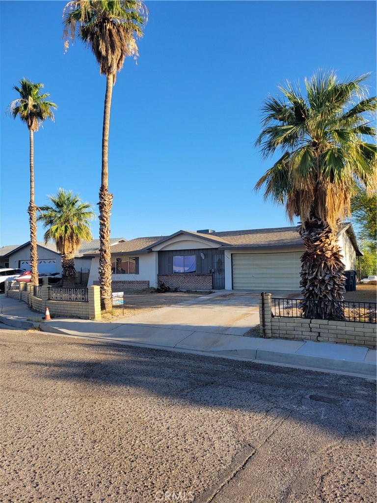 1340 Larchwood, Needles, CA 92363 — photo 1