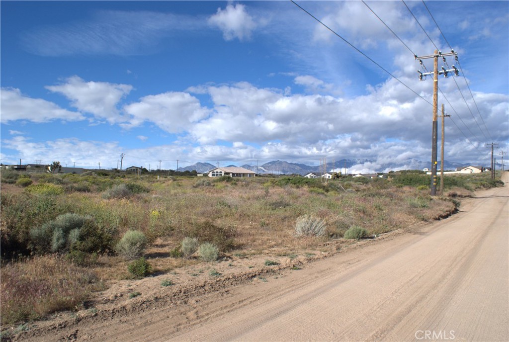 0 Prairie Trl, Oak Hills, CA 92344 — photo 1