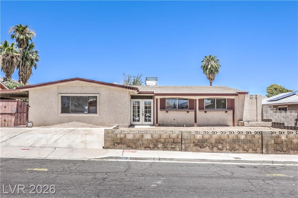 4462  Newton Drive, Las Vegas, NV 89121 — photo 1