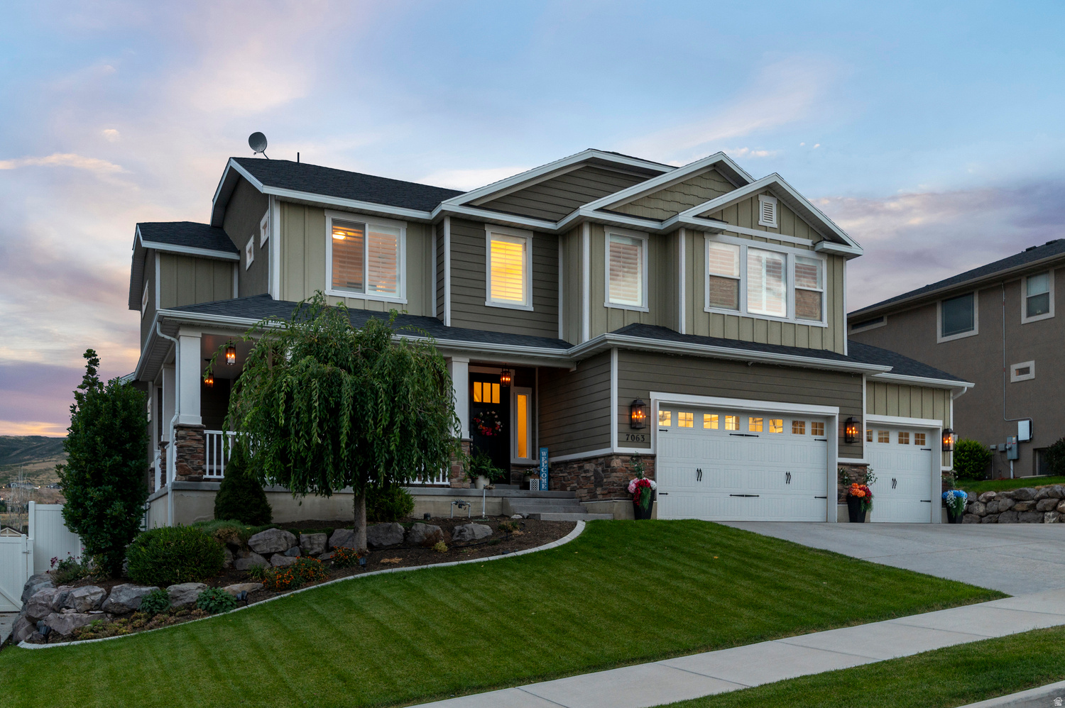 7063 W ANDRES PEAK CT