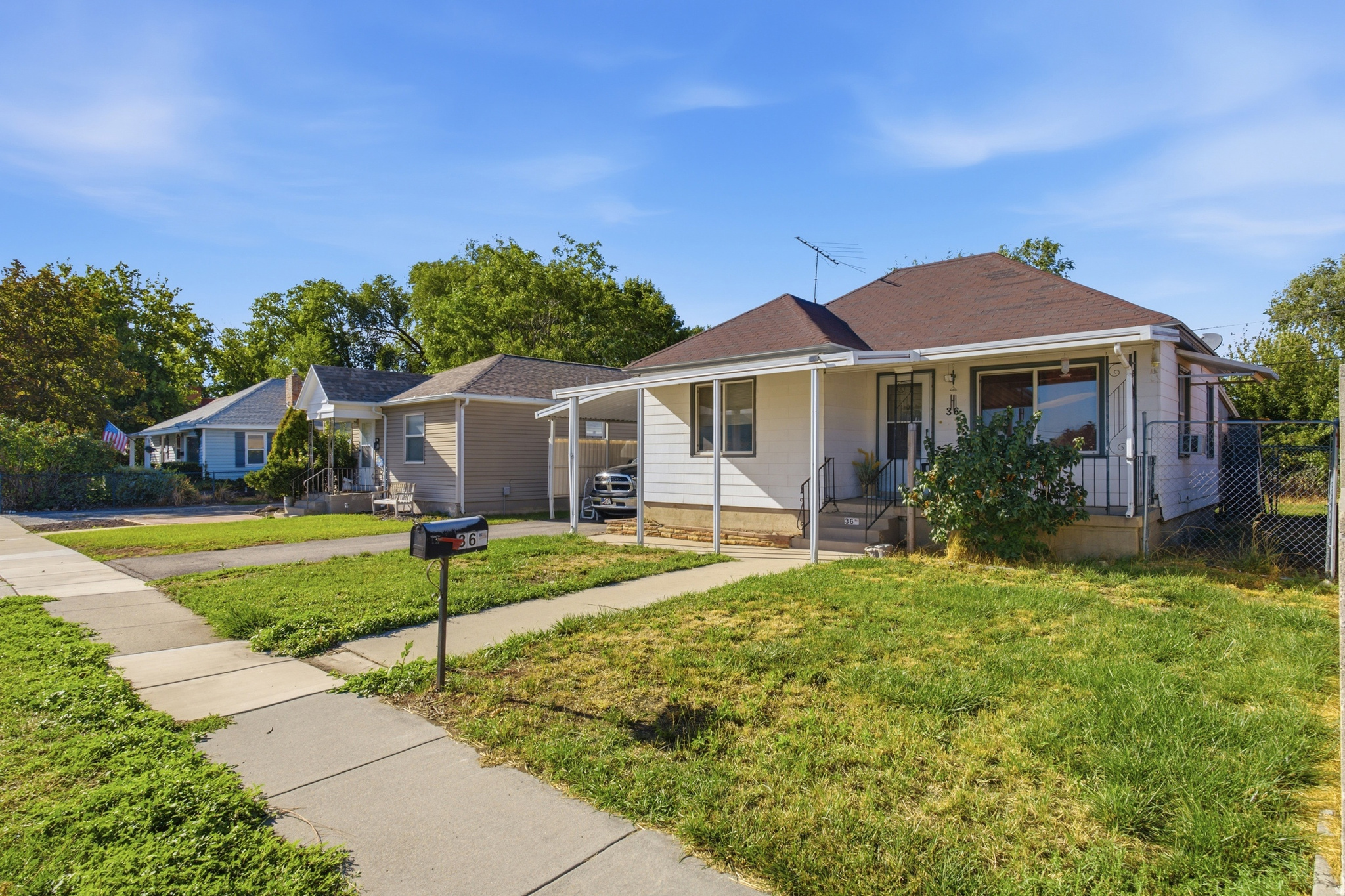 36 W SUNSET AVE, South Salt Lake, UT 84115 — photo 1